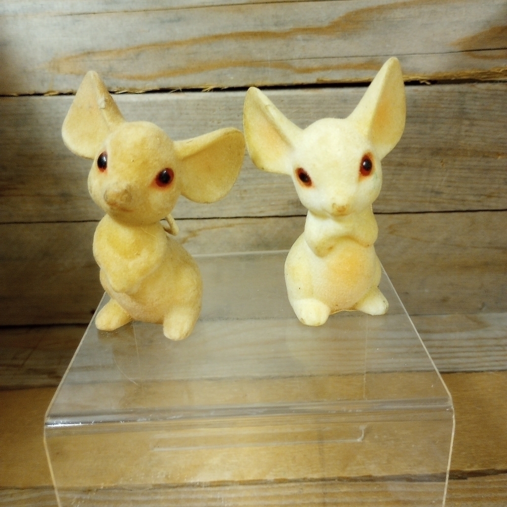 Set of 2 Vintage Flocked Mice Mouse McCrory Corp. Hong Kong.